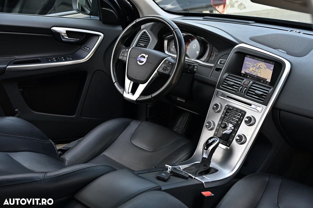 Volvo XC 60 D3 Geartronic Summum - 9