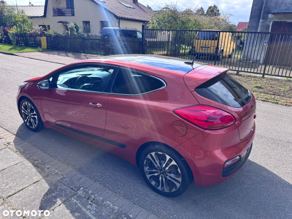 Kia Ceed 1.6 GDI Platinum Edition - 8