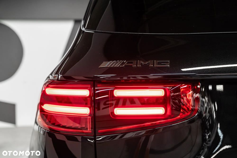 Mercedes-Benz GLB AMG 35 4Matic AMG Speedshift DCT 8G - 25