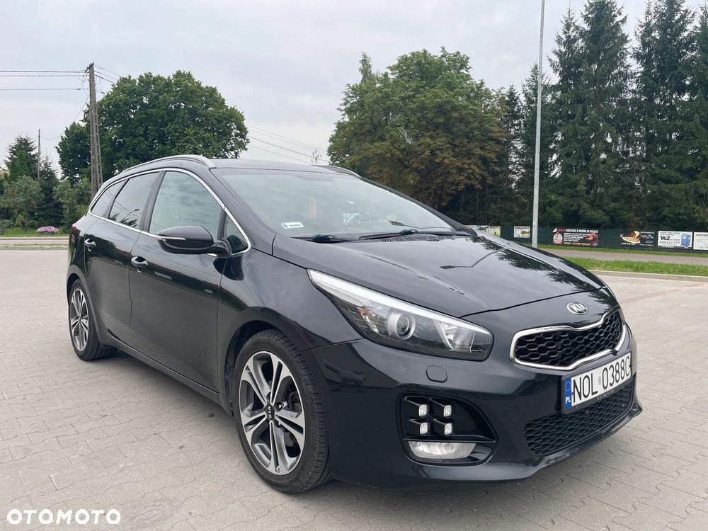 Kia Ceed 1.6 CRDi GT Line - 1