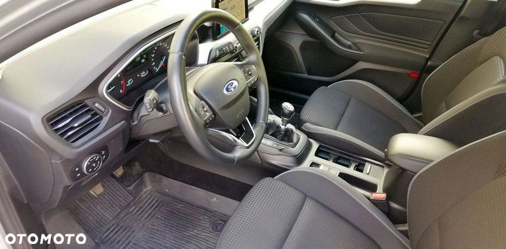 Ford Focus SW 1.0 EcoBoost Trend Edition - 22