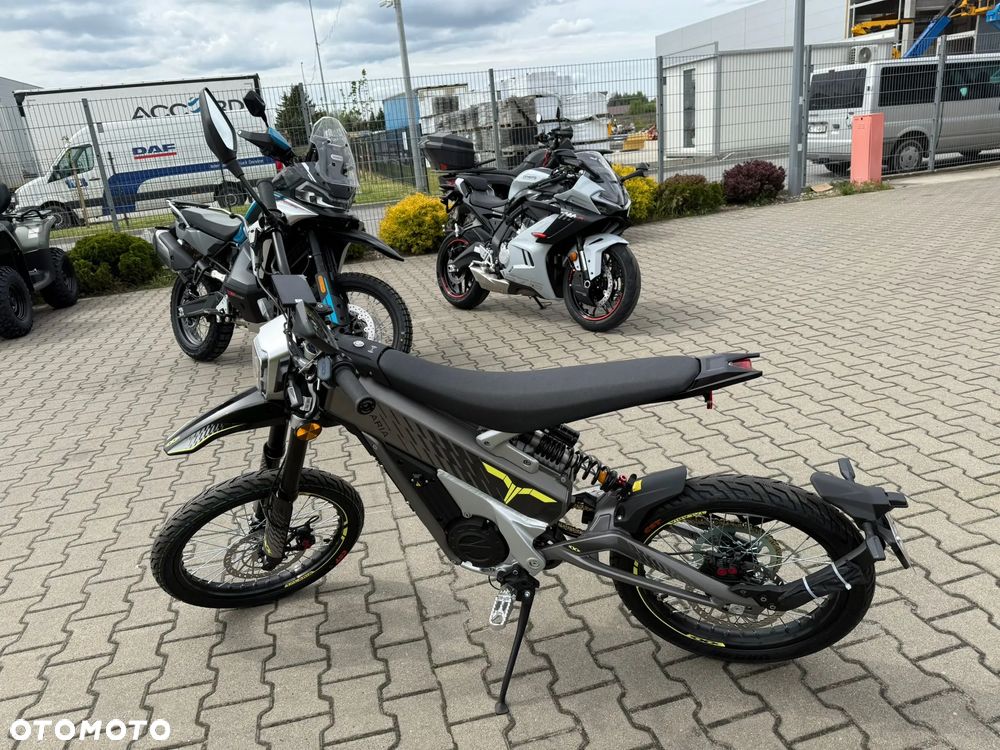 Talaria XXX - 3