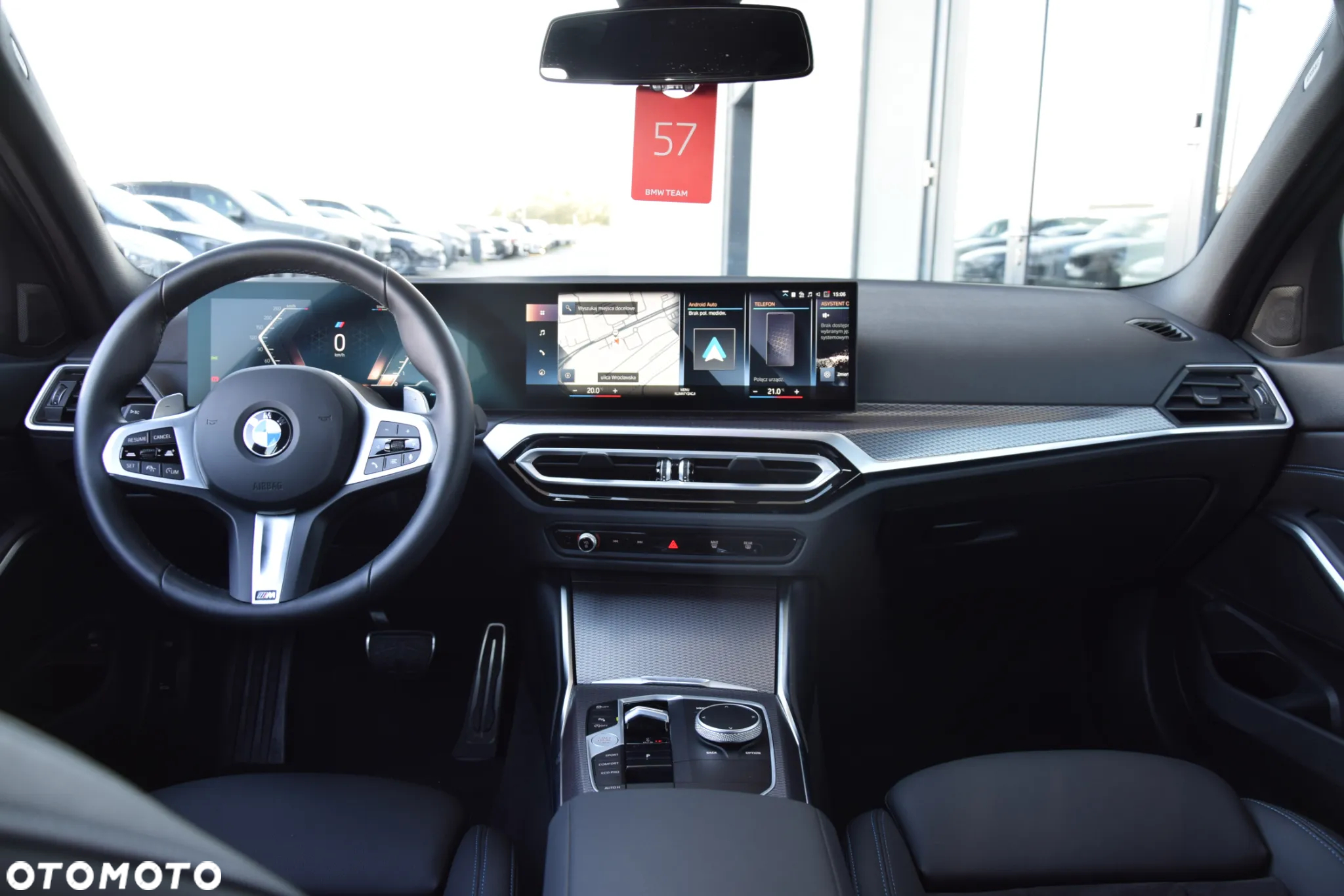 BMW Seria 3 330i M Sport - 10