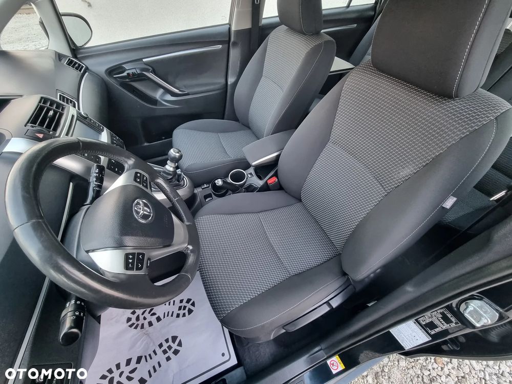 Toyota Verso 1.6 D-4D Premium EU6 - 9