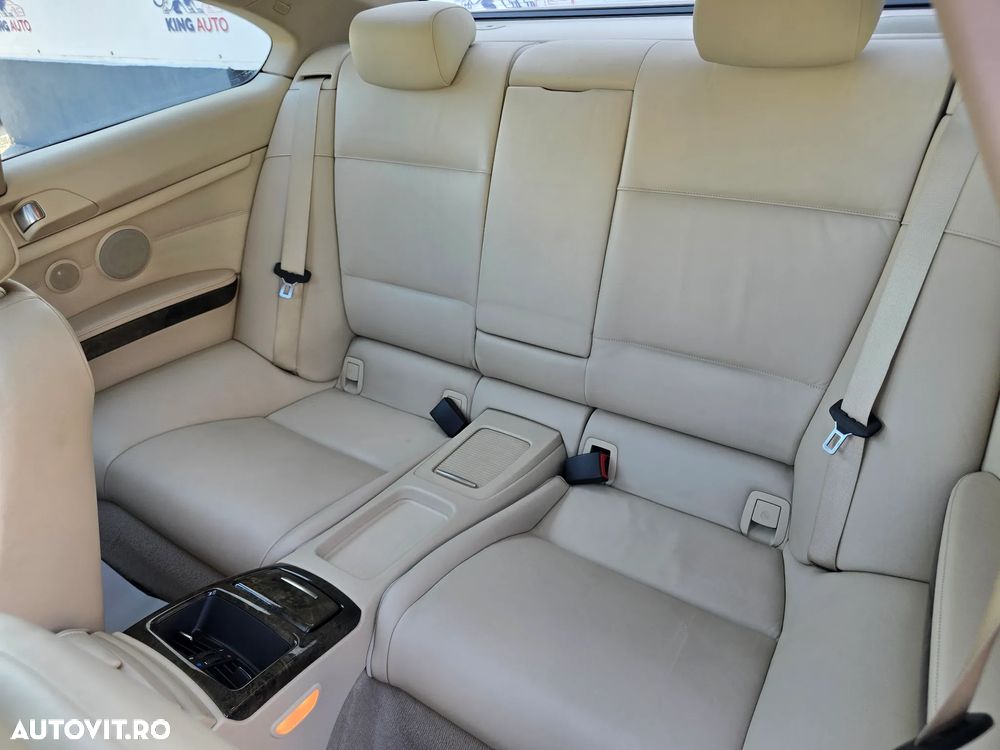 BMW Seria 3 - 35