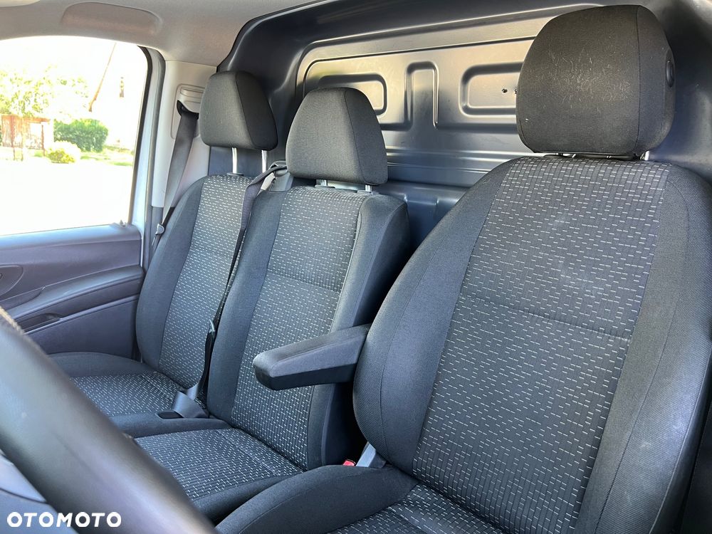 Mercedes-Benz Vito - 21
