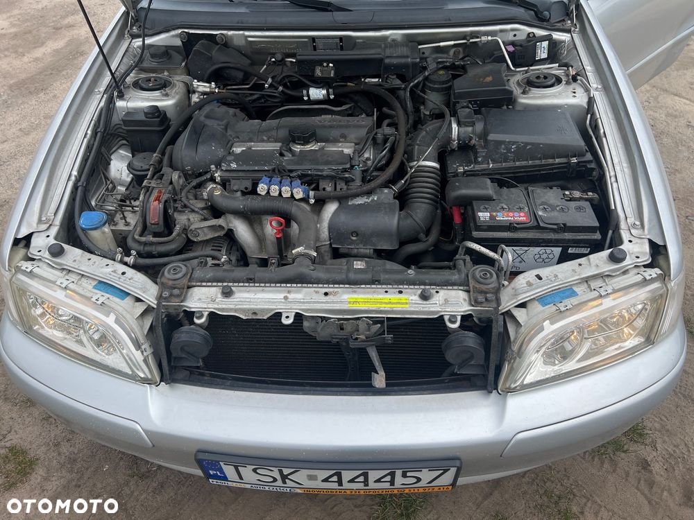 Volvo V40 1.8 - 7