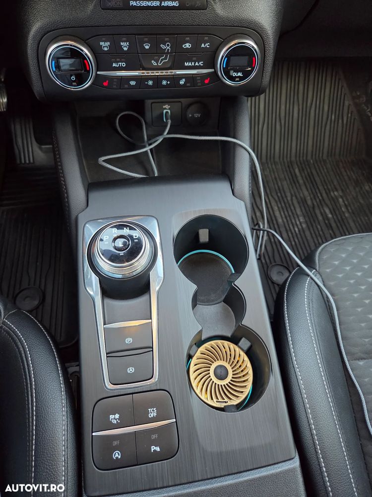 Ford Focus 2.0 EcoBlue Titanium Business - 29