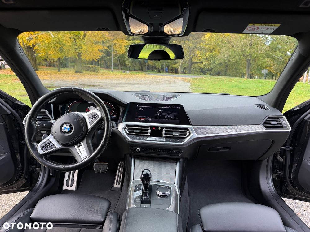 BMW Seria 3 M340i xDrive mHEV sport - 11