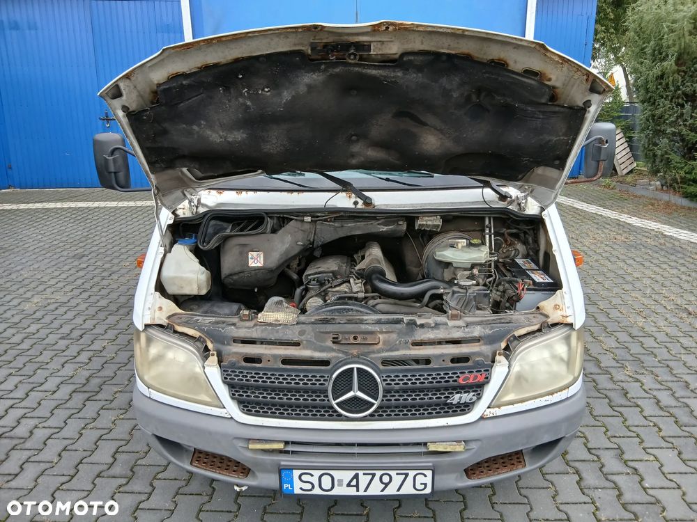 Mercedes-Benz Sprinter 416 - 9