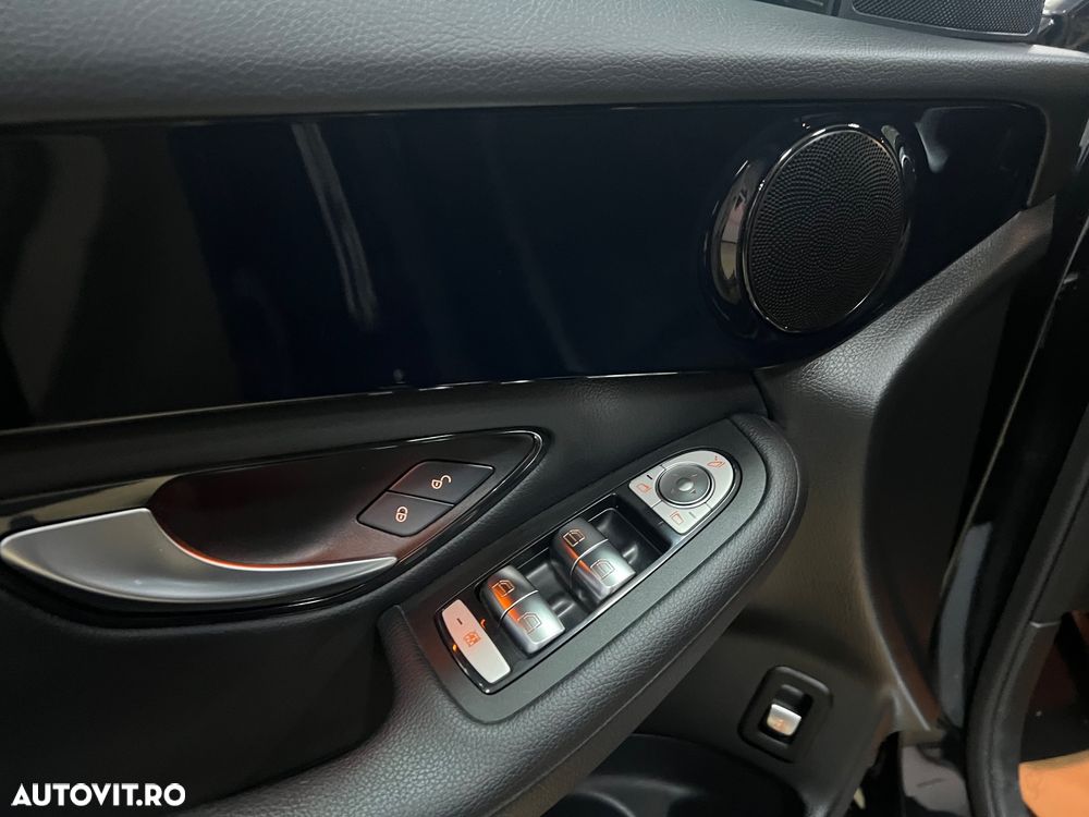 Mercedes-Benz GLC - 25