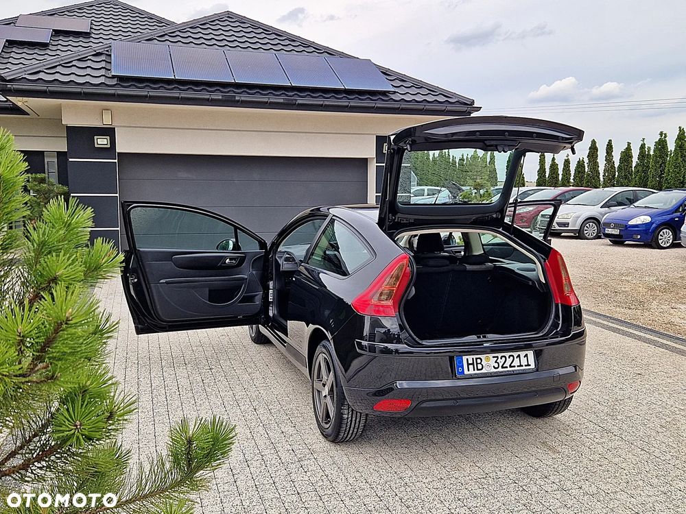 Citroën C4 1.4 16V Advance - 8