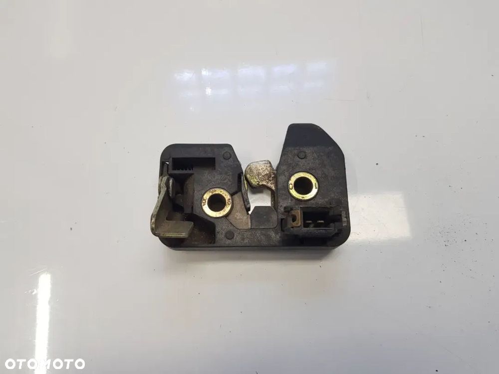 Zamek Klapy Seat Cordoba Ibiza III 64s827505 - 2