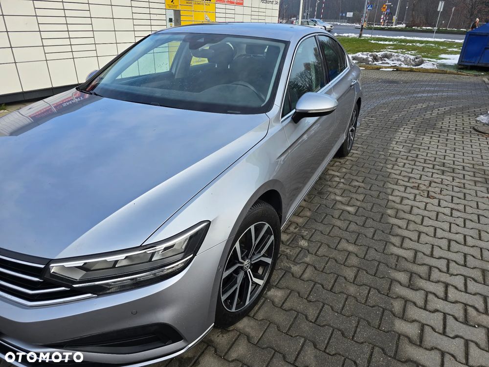 Volkswagen Passat 2.0 TSI Business DSG - 2