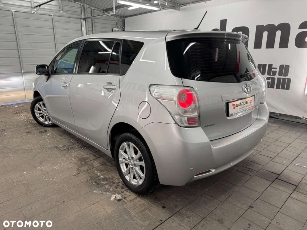 Toyota Verso - 13