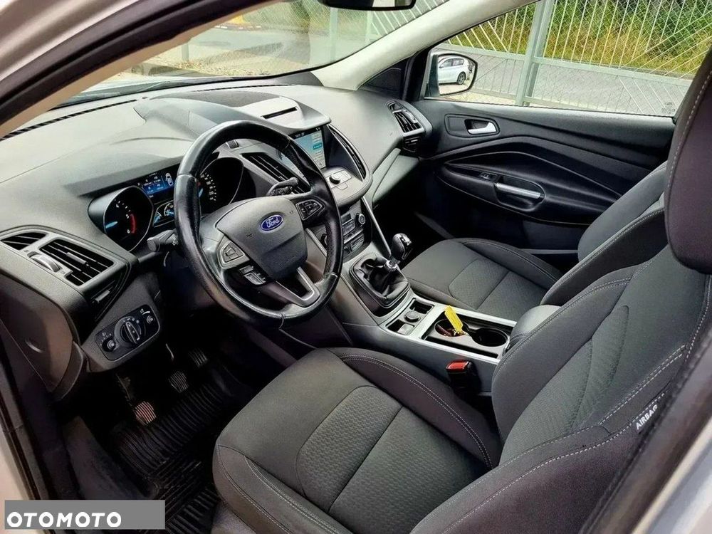 Ford Kuga 1.5 EcoBlue TITANIUM - 9