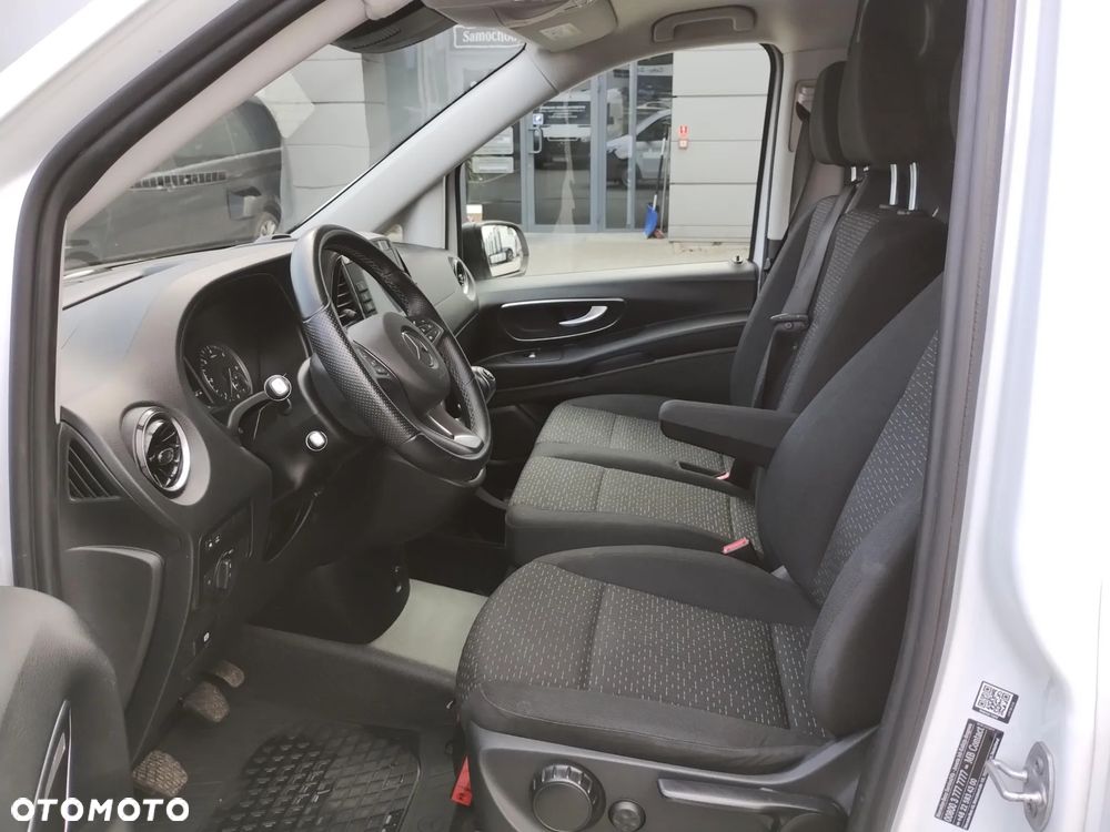 Mercedes-Benz Vito - 10