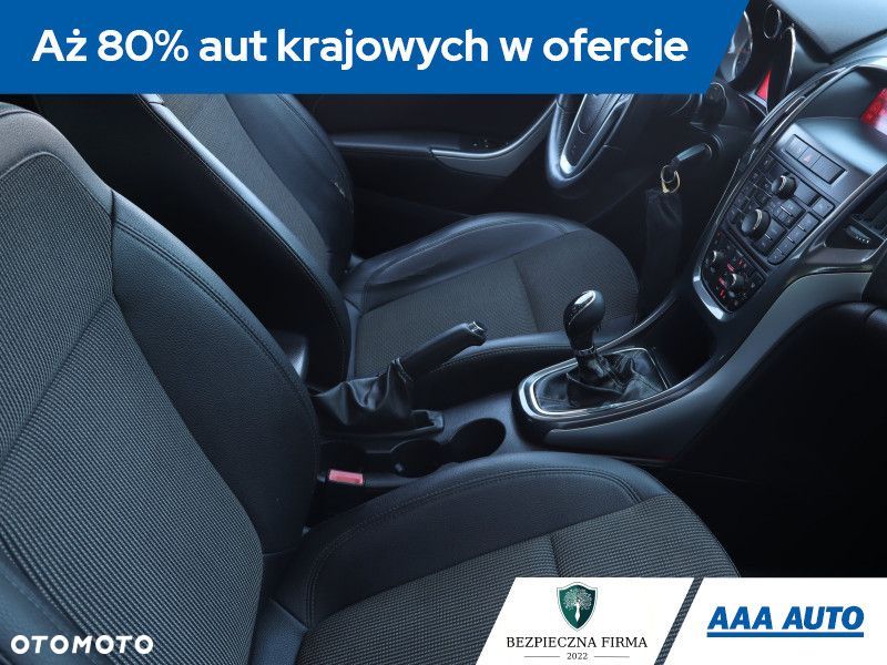 Opel Astra - 11