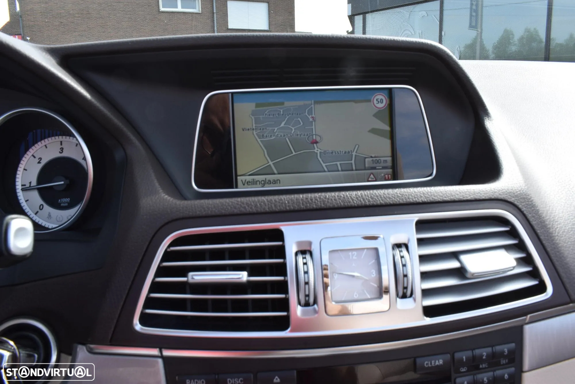 Mercedes-Benz E 220 CDi Avantgarde BlueEfficiency Auto - 6