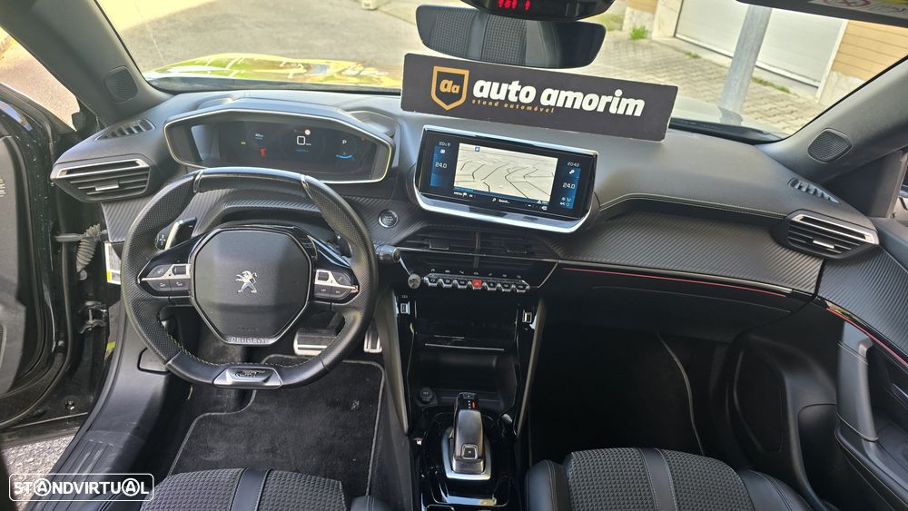 Peugeot 2008 1.2 PureTech GT Line EAT8 - 22