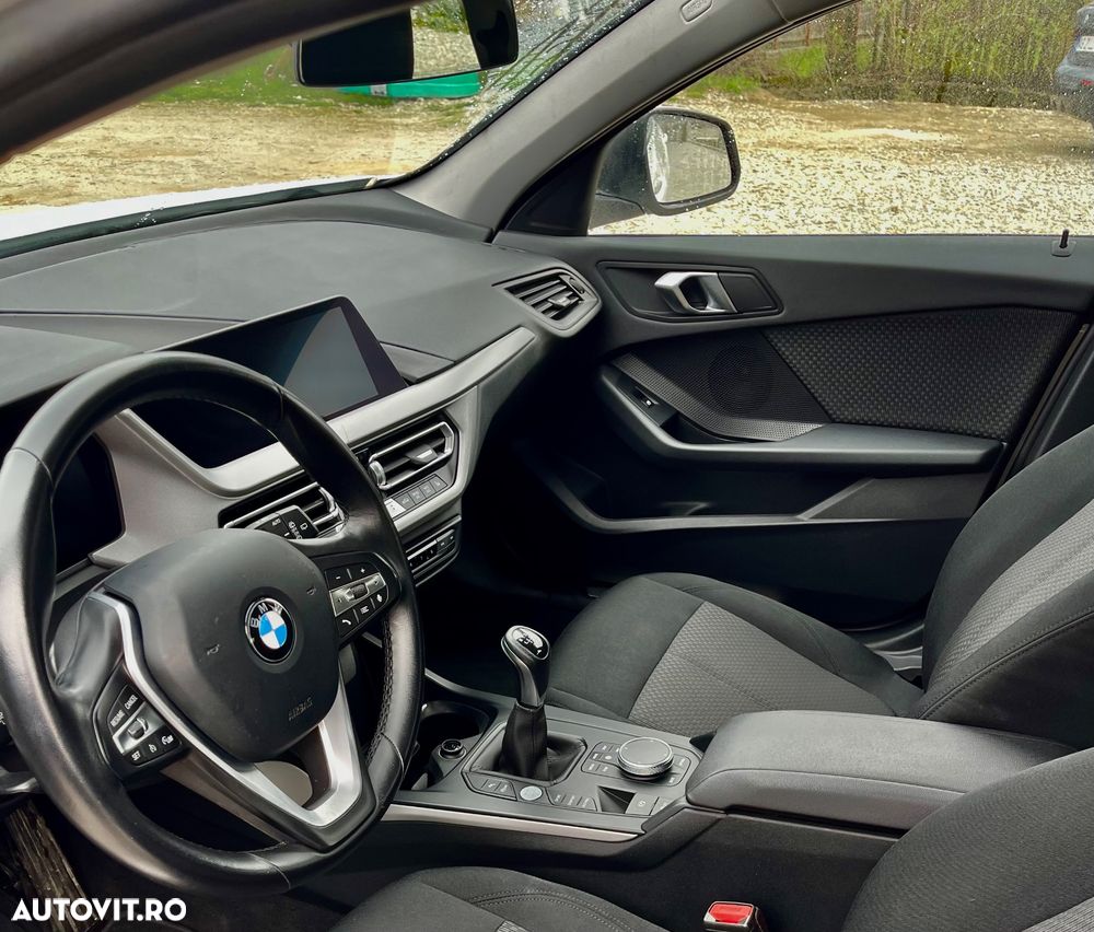 BMW Seria 1 118i - 6