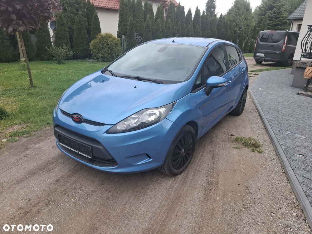Ford Fiesta - 2