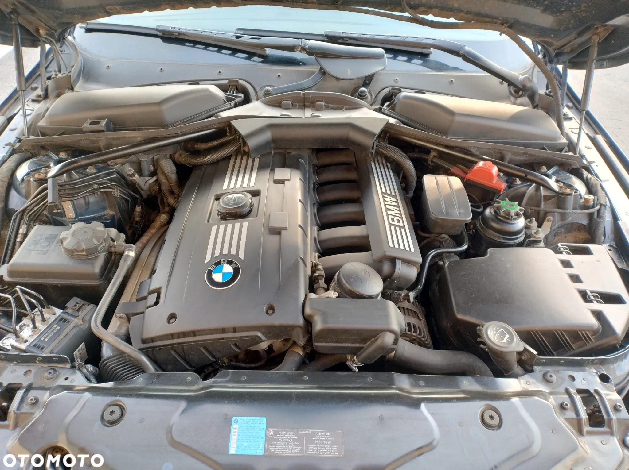 BMW Seria 5 523i Touring Edition Exclusive - 8