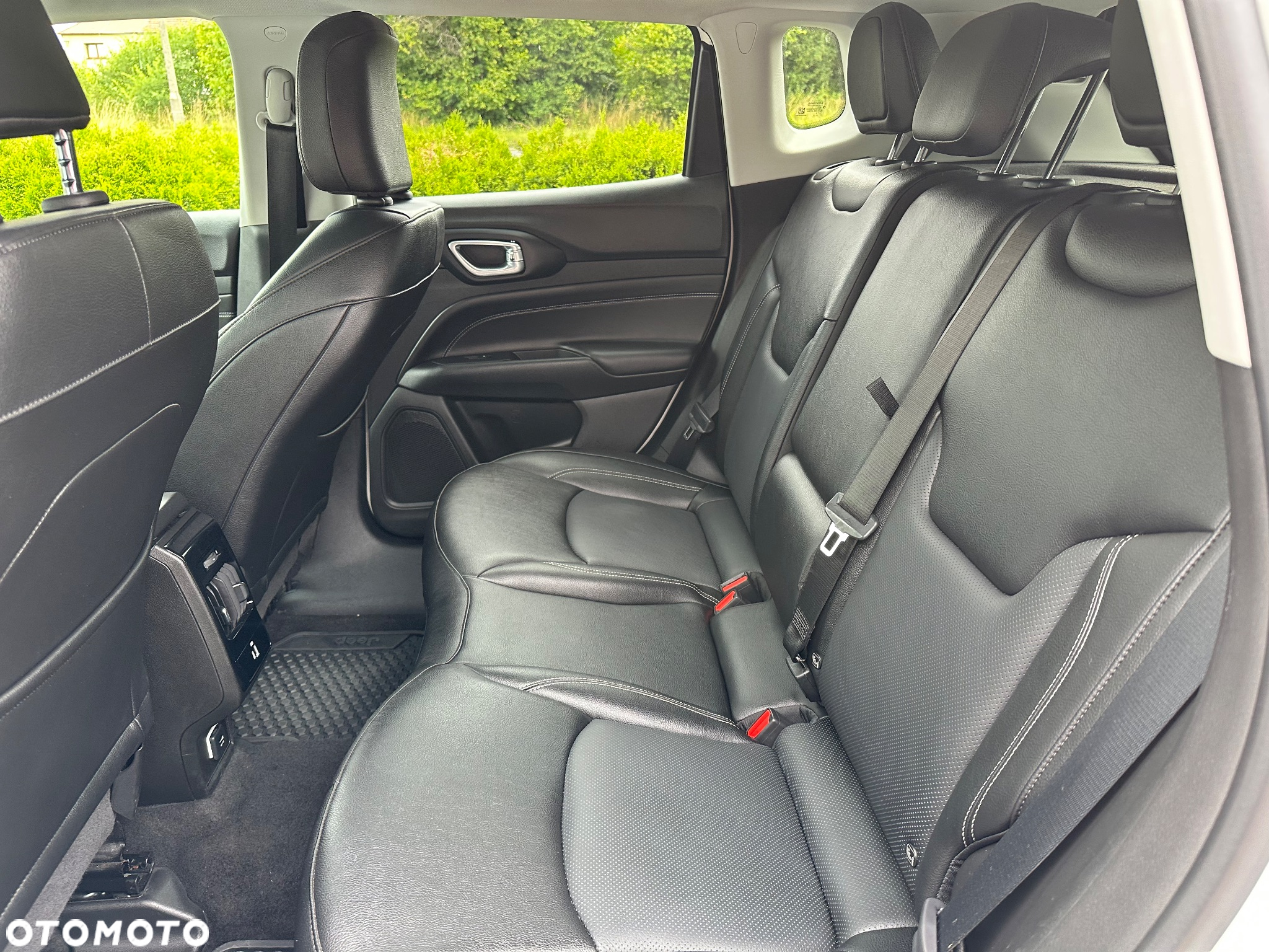 Jeep Compass 1.3 T4 4xe PLUG-IN HYBRID Automatik S - 7