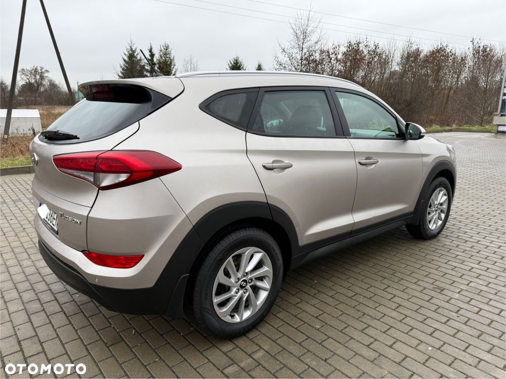 Hyundai Tucson blue 1.6 GDi 2WD Passion - 15