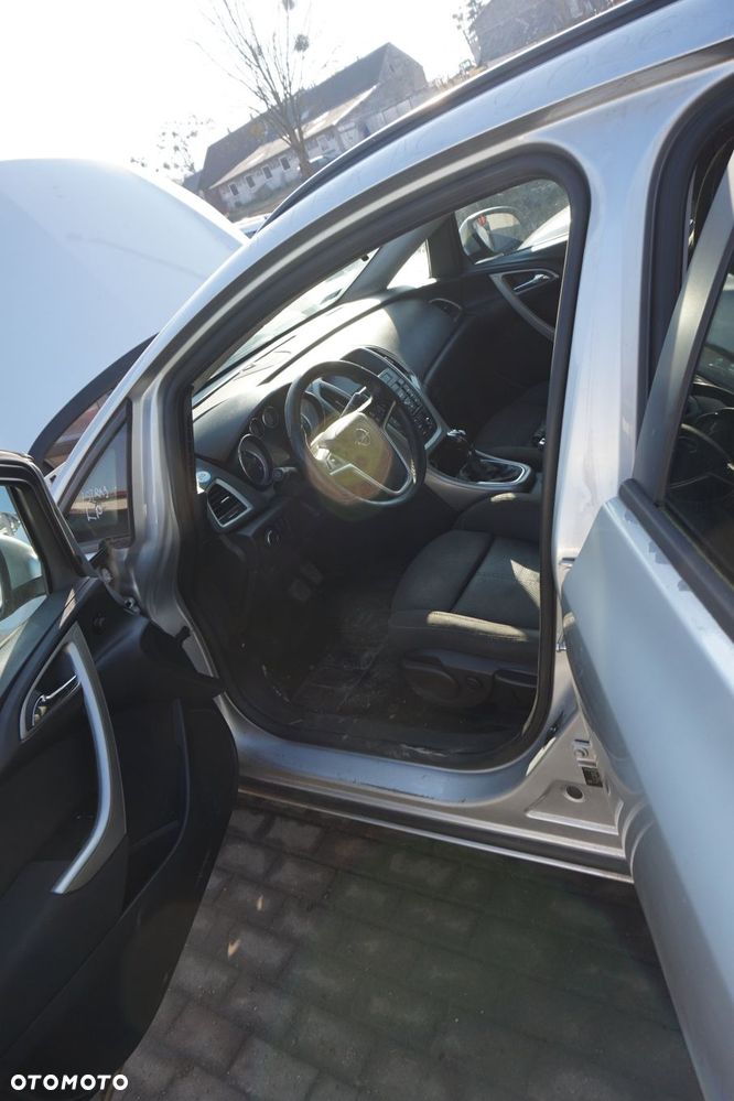 OPEL ASTRA IV J KOMBI 2011 Z176 1.7 CDTI A17DTJ 110KM M32 365 SREBRNY na części - 10