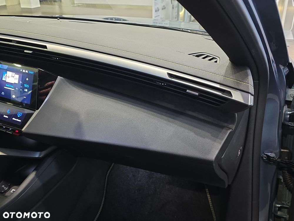 Peugeot 308 1.6 Hybrid PHEV GT Exclusive e-DCS7 - 22