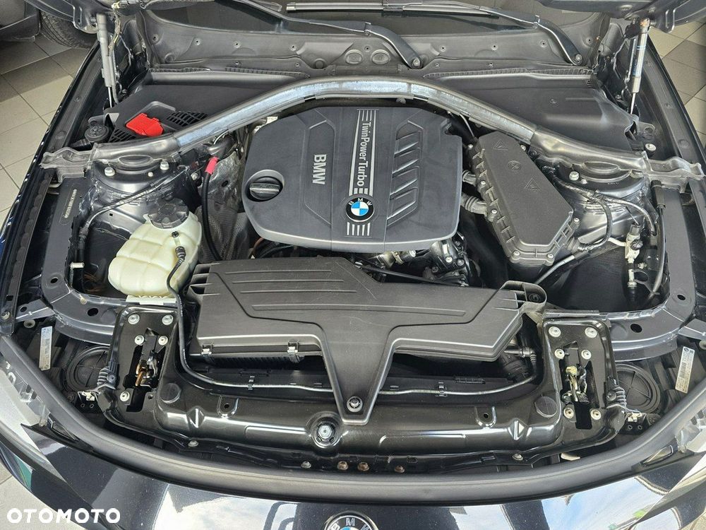 BMW Seria 3 318d - 31