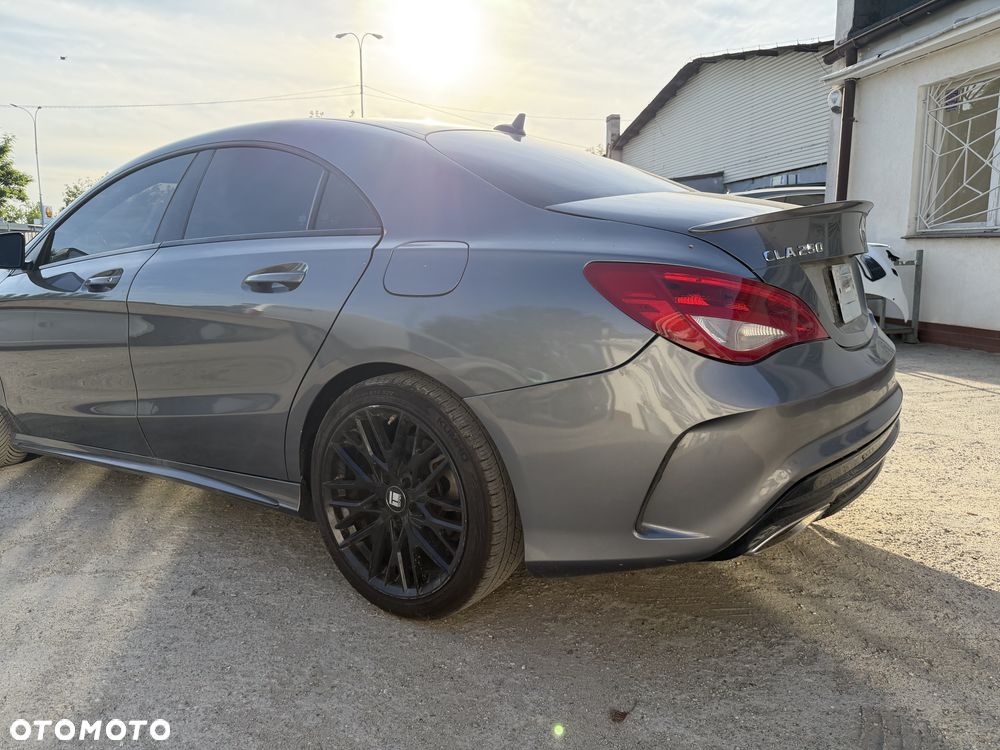 Mercedes-Benz CLA 250 AMG Line 7G-DCT - 9
