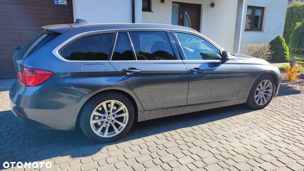 BMW Seria 3 318d - 4