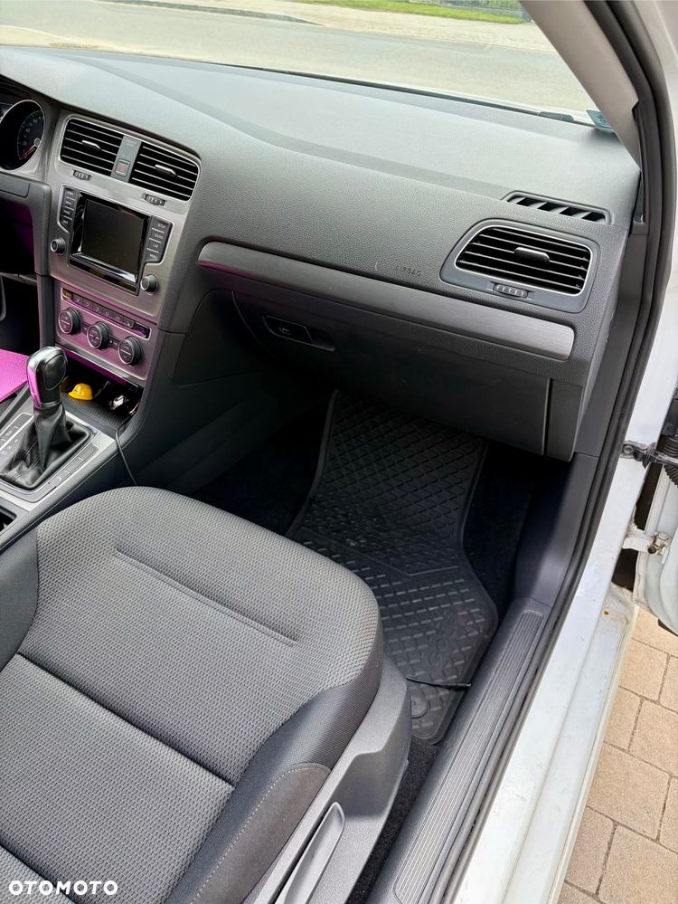 Volkswagen Golf 1.2 TSI Comfortline DSG - 20
