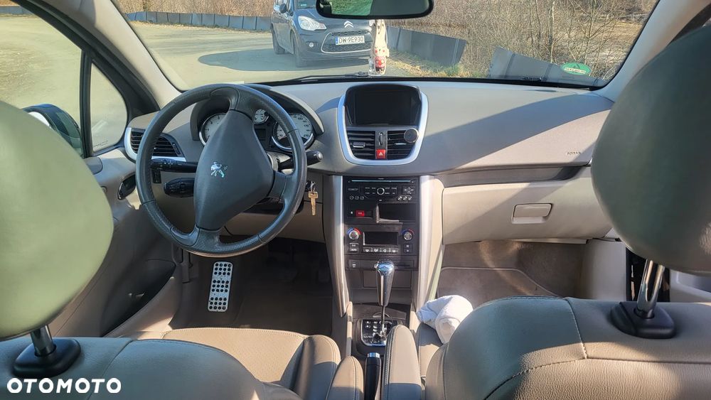 Peugeot 207 1.6 Active - 10