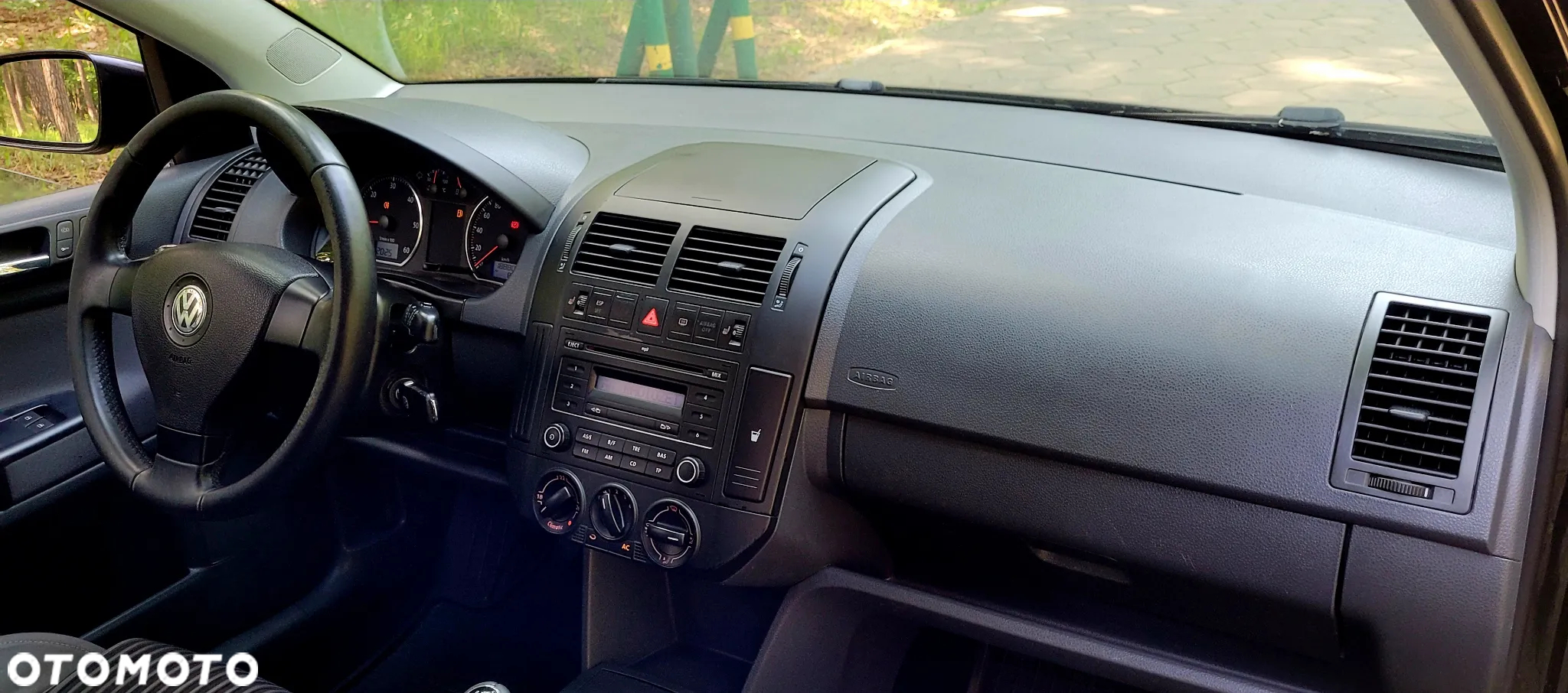 Volkswagen Polo 1.9 TDI Sportline - 9