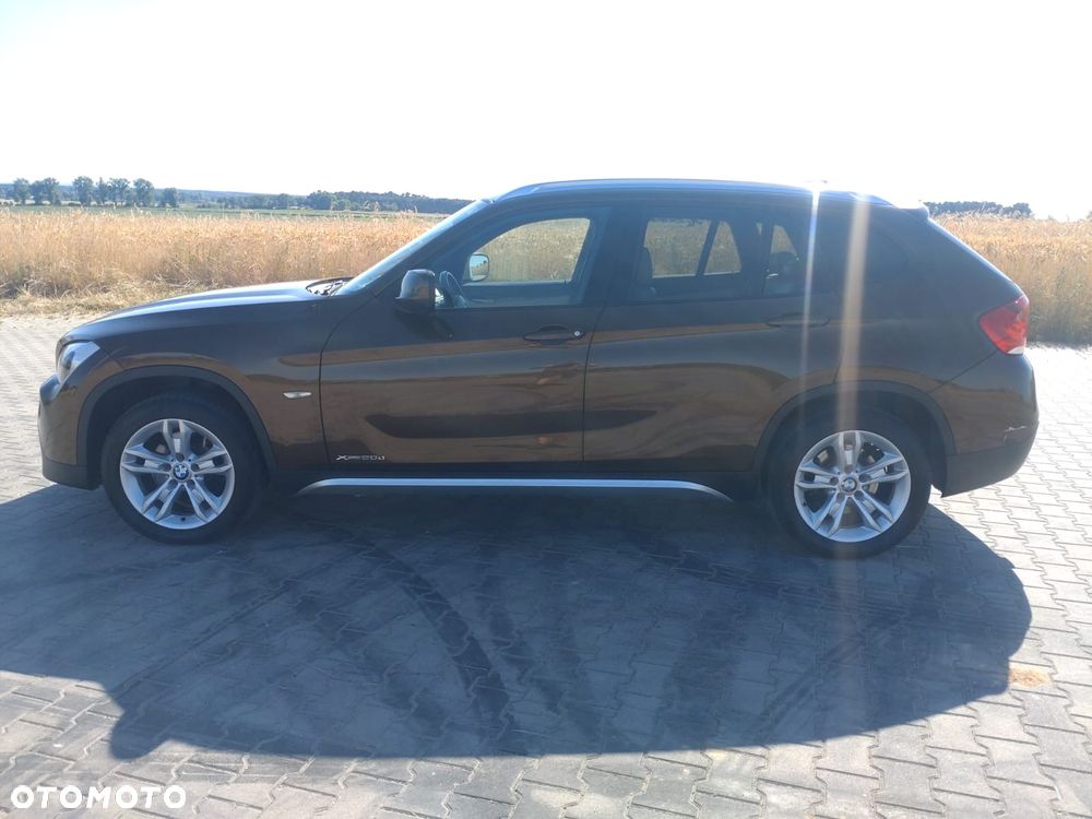 BMW X1 xDrive20d xLine - 13