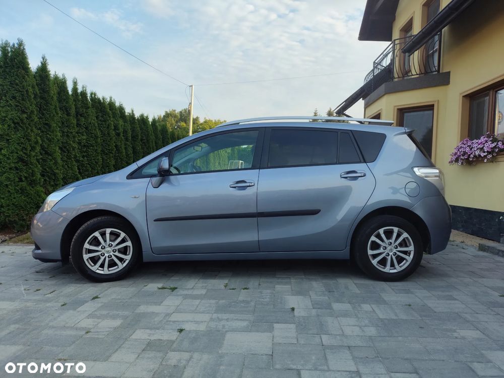 Toyota Verso 1.8 Sol EU5 7os - 9
