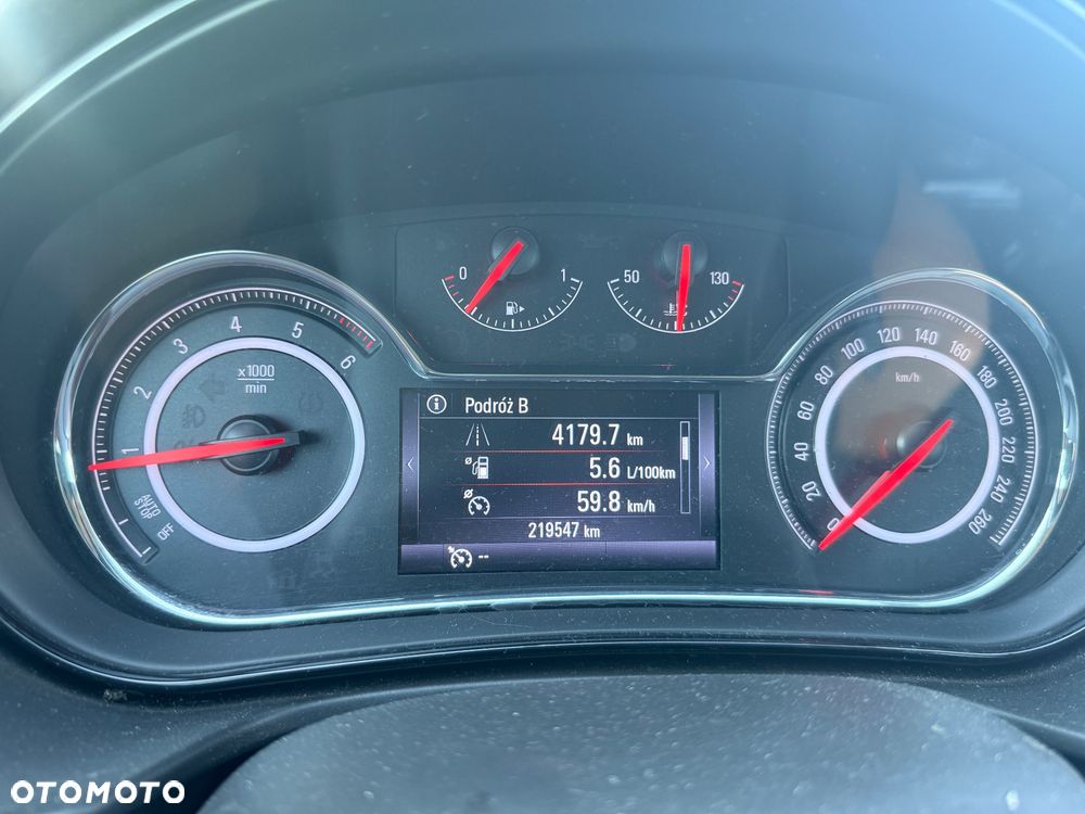 Opel Insignia - 7