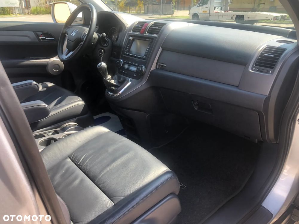 Honda CR-V 2.2i CTDi DPF Executive - 32