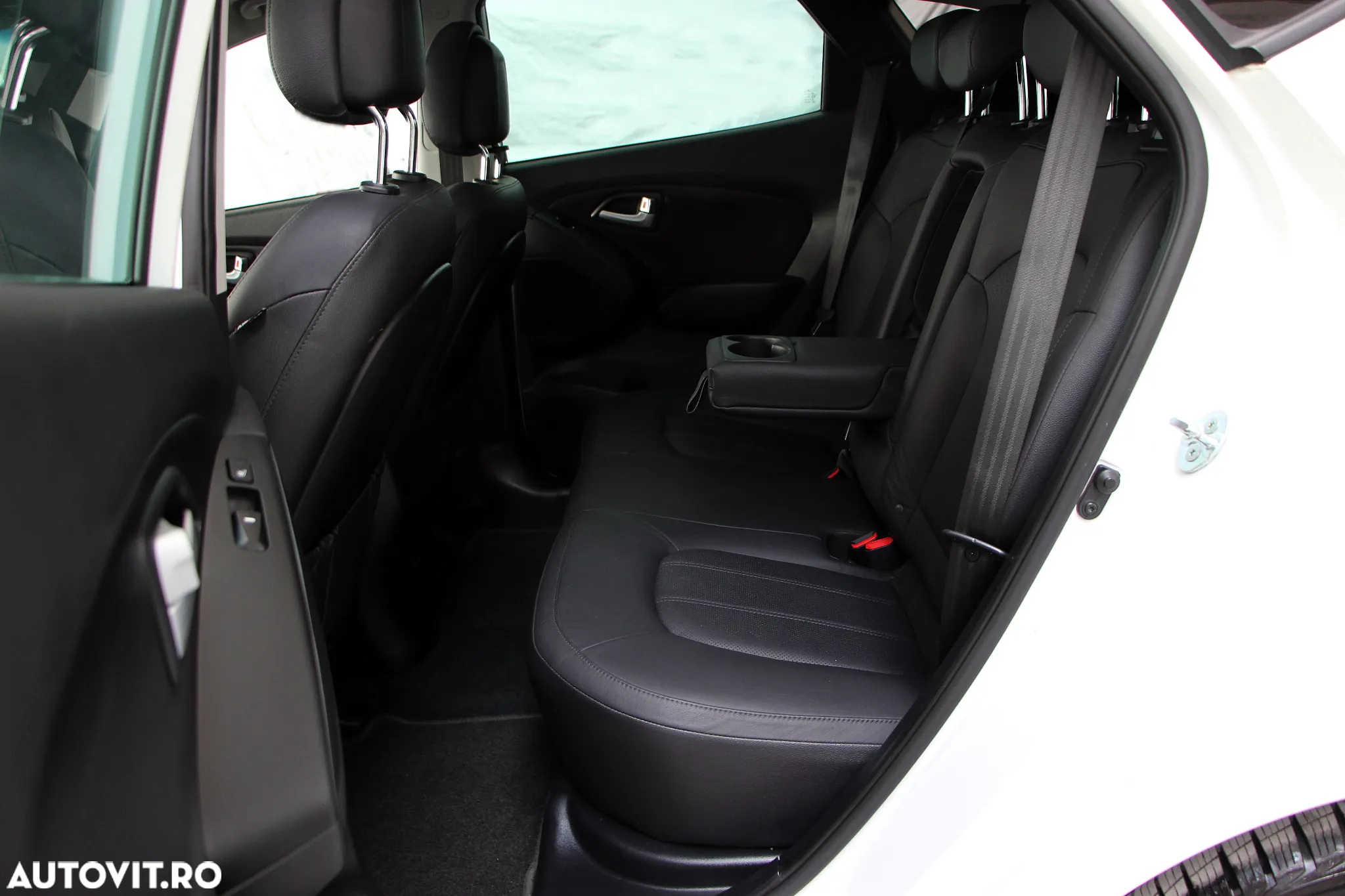 Hyundai ix35 2.0 CRDI 4WD Automatik Premium - 8