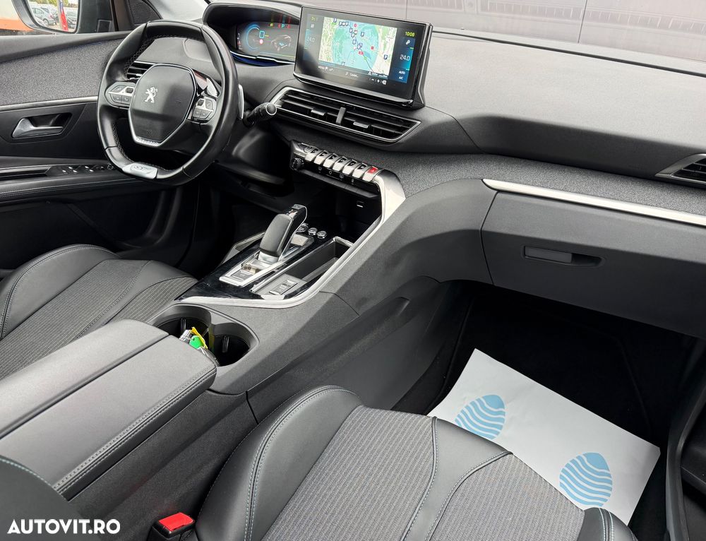 Peugeot 3008 Hybrid 225 e-EAT8 GT Pack - 34