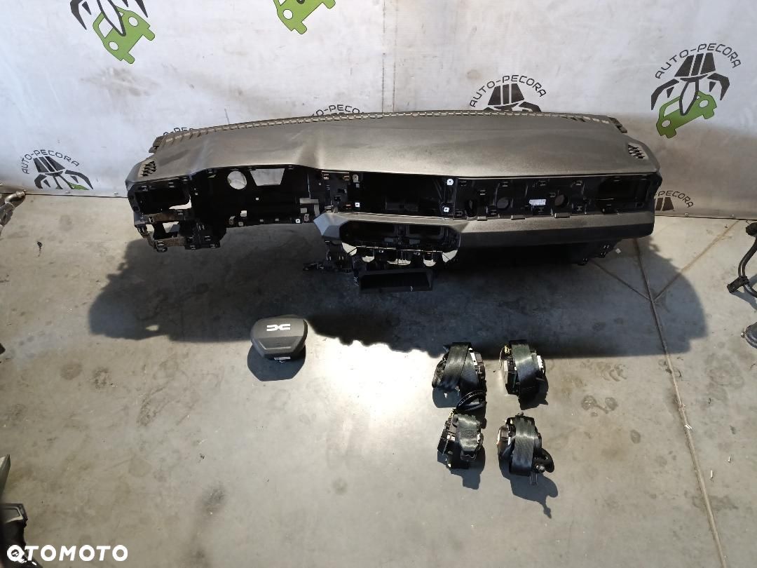DACIA DUSTER III DESKA KONSOLA PASY AIRBAG - 1
