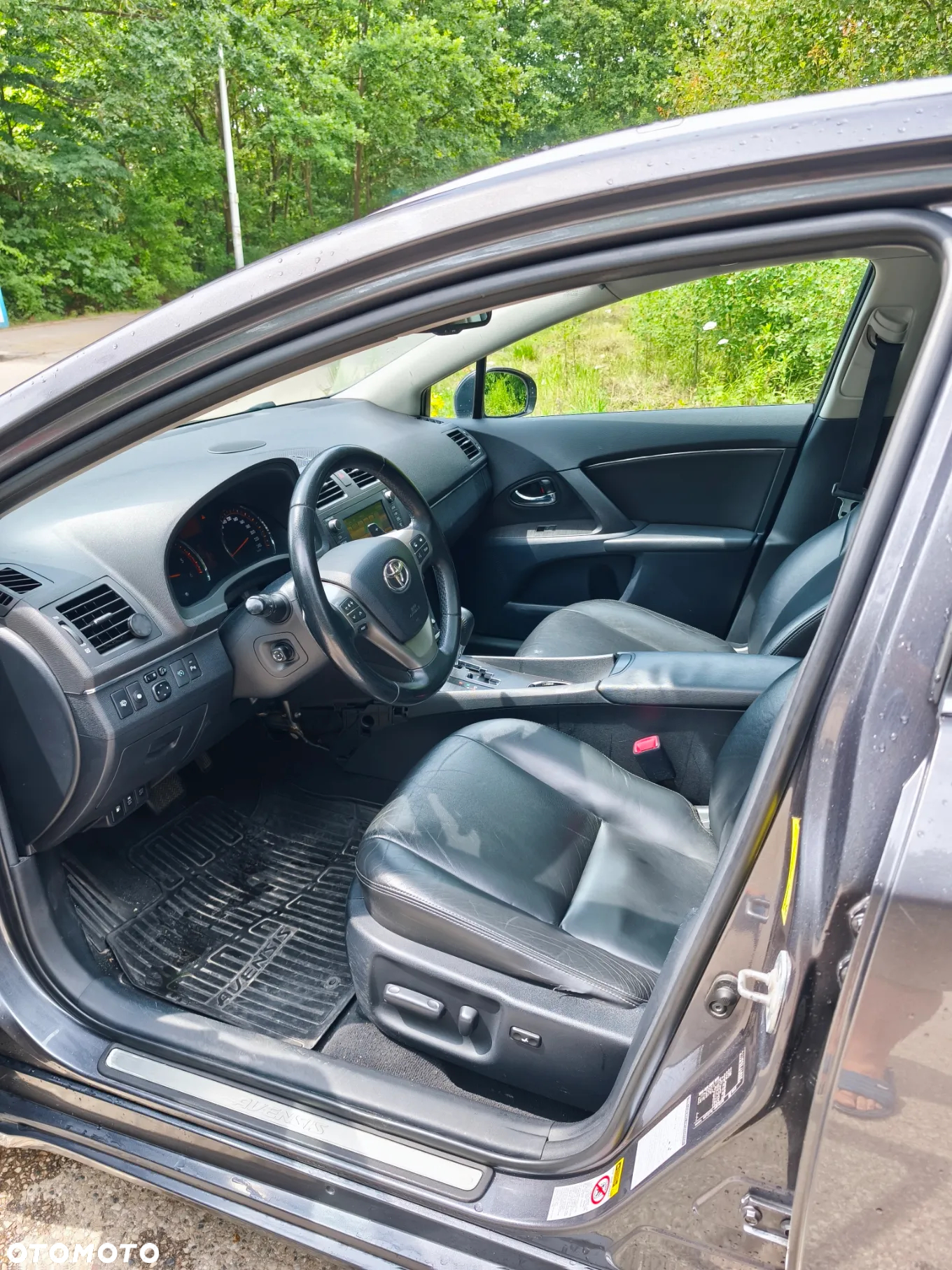 Toyota Avensis 2.2 D-4D Prestige NAVI - 6