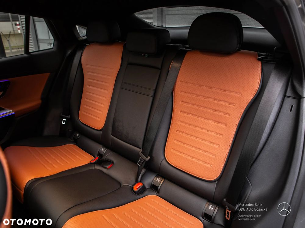 Mercedes-Benz GLC 300 mHEV 4-Matic AMG Line - 11