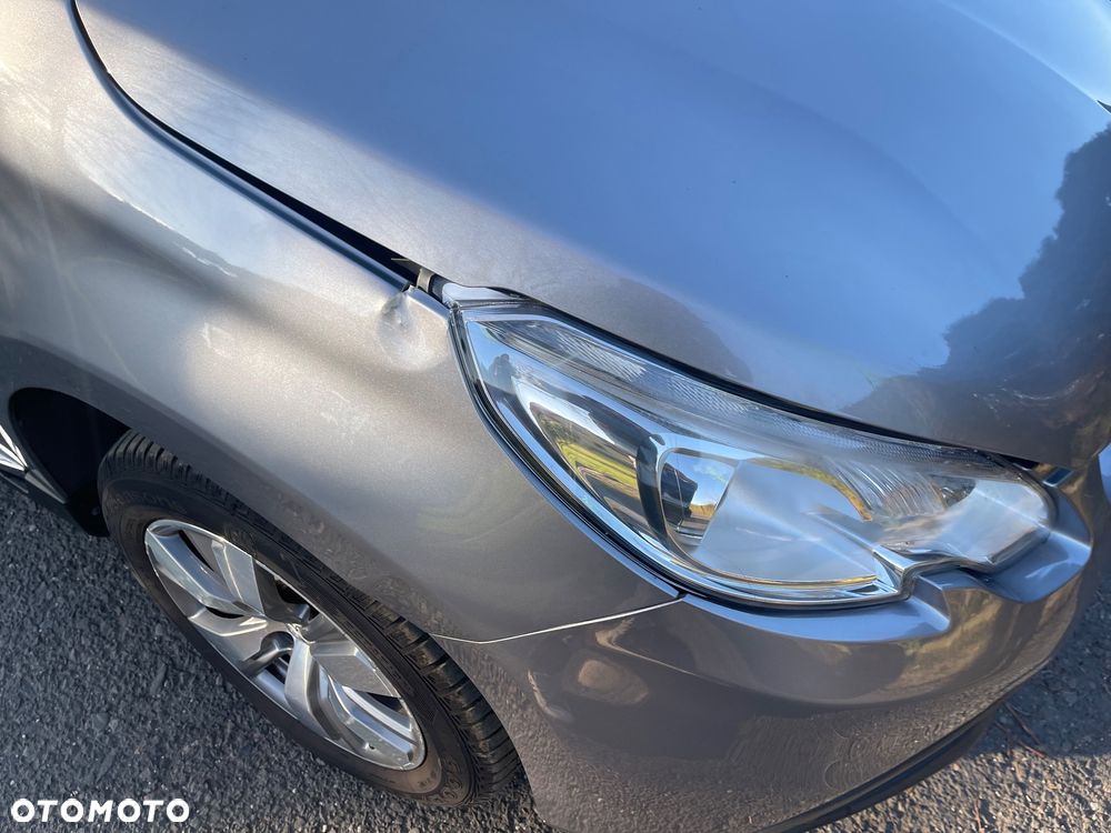 Peugeot 2008 PureTech 110 Stop&Start Active - 17