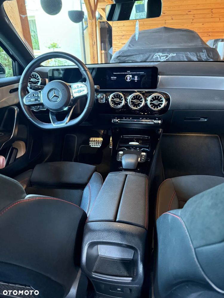 Mercedes-Benz Klasa A 200 AMG Line 7G-DCT - 12