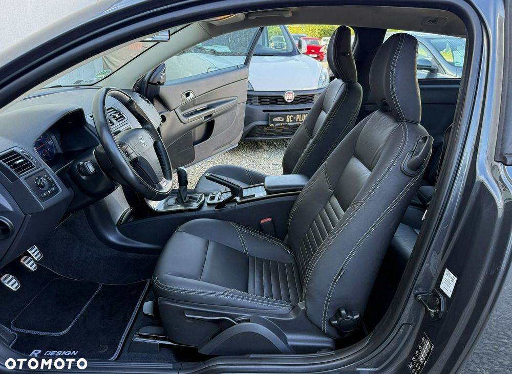 Volvo C30 D2 DRIVe R-Design - 17