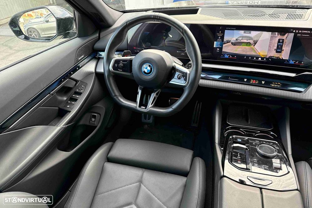 BMW i5 eDrive40 - 6